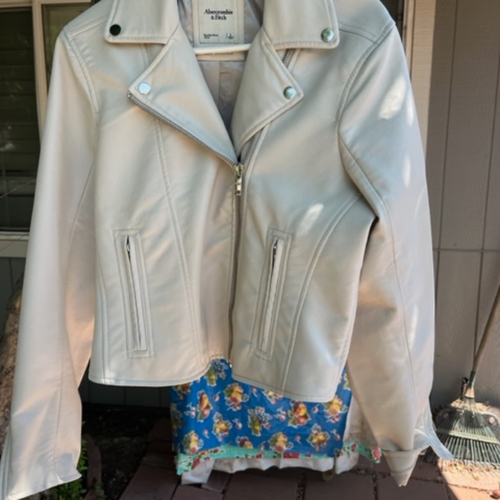 Abercrombie and Fitch white vegan Moto jacket